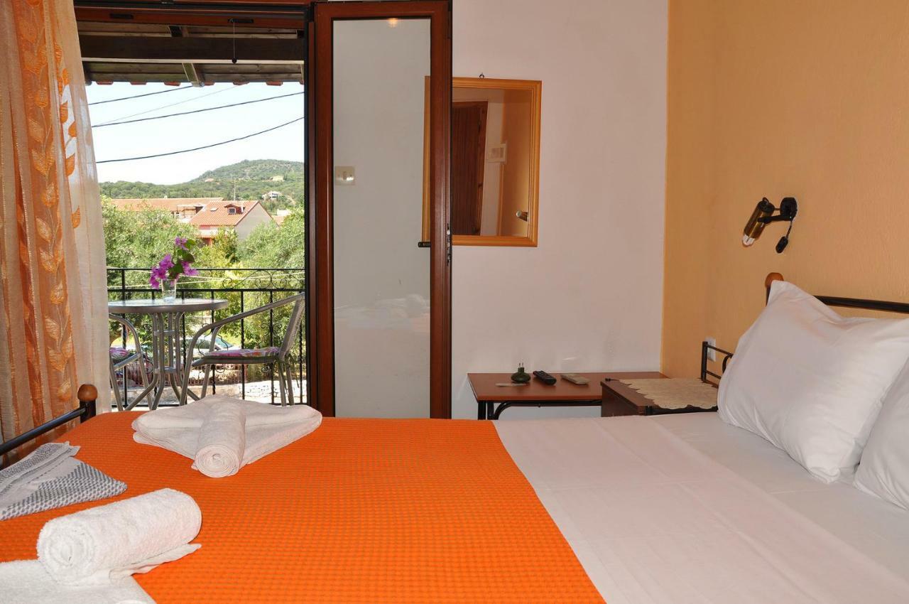 Achilleas Rooms Syvota Exterior foto