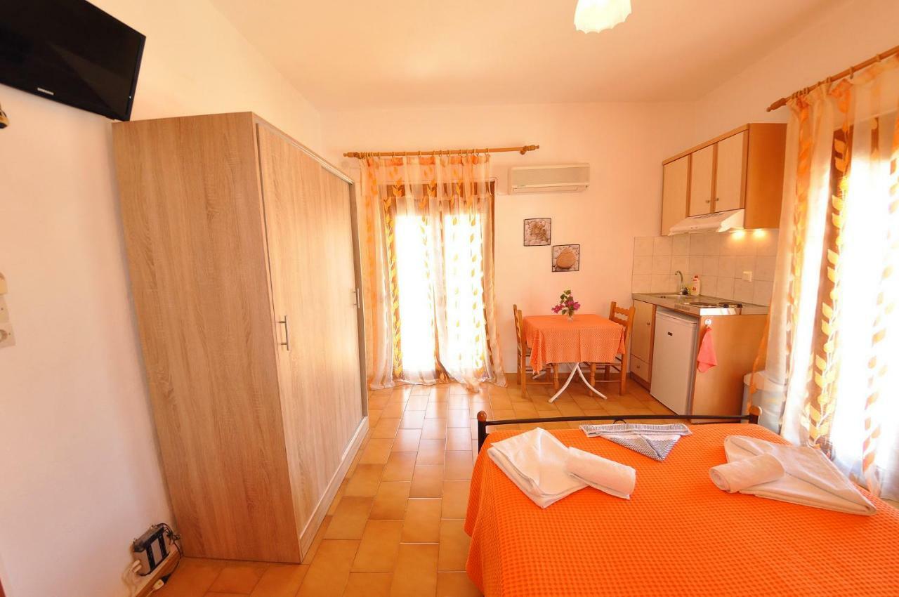 Achilleas Rooms Syvota Exterior foto