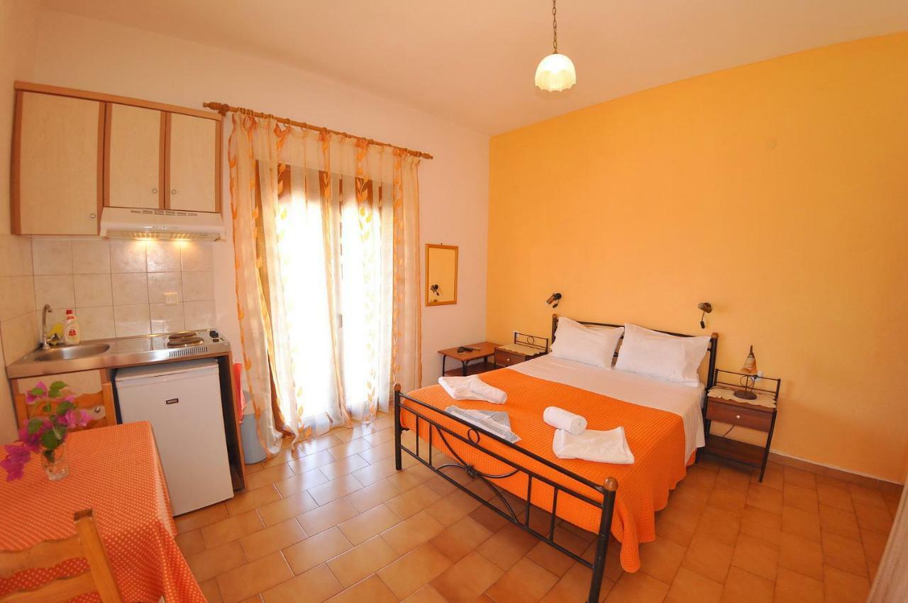 Achilleas Rooms Syvota Exterior foto