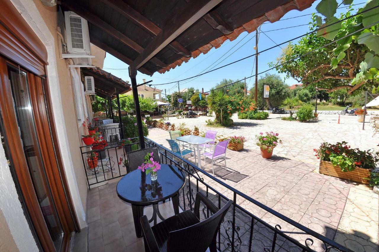 Achilleas Rooms Syvota Exterior foto